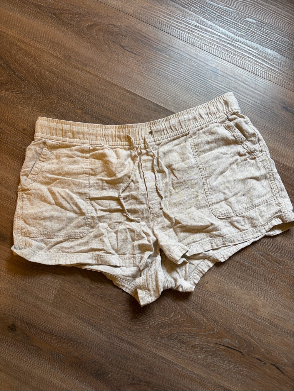 GAP Cream Drawstring Linen-Blend Shorts